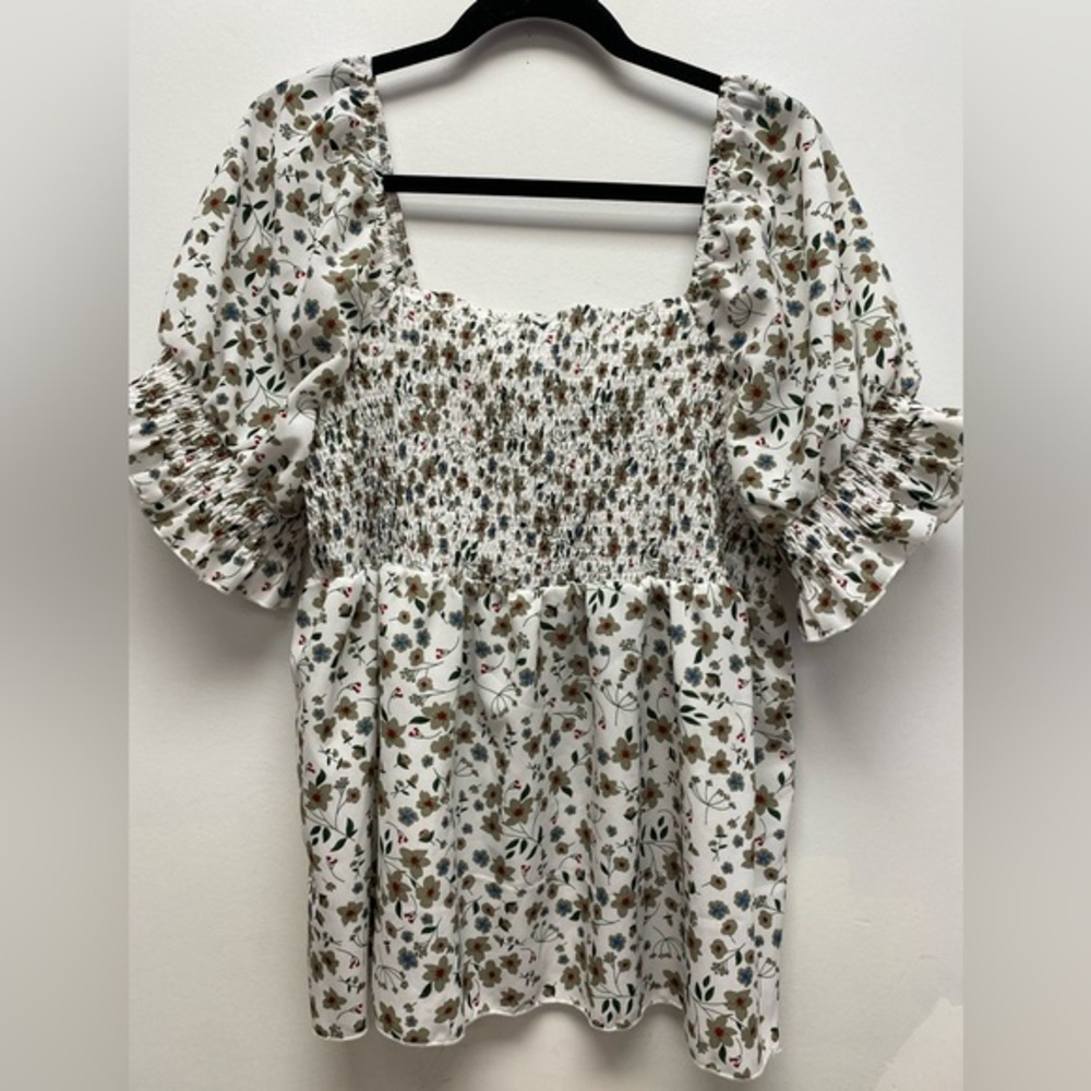 4 for $25 🌼 SHEIN Smocked Floral Puff Sleeve Top 🌼 - 3XL
